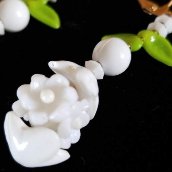 Vintage 1960s Mid Century Fruit Salad Floral Pierced Earrings - Picture 6 of 11